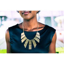 Load image into Gallery viewer, Kipato Unbranded - Plated Collar Necklace 