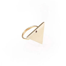 Load image into Gallery viewer, Kipato Unbranded - Pyramid Ring 